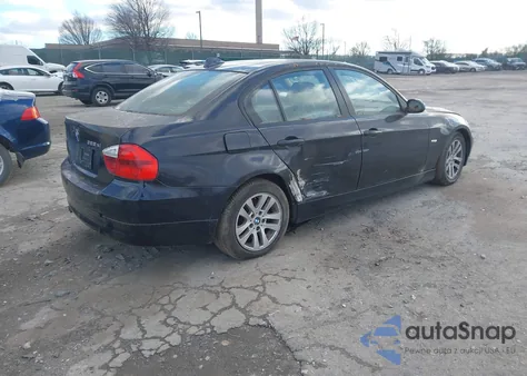 2007 BMW 328Xi z USA, uszkodzony, nr VIN WBAVC93577K035557